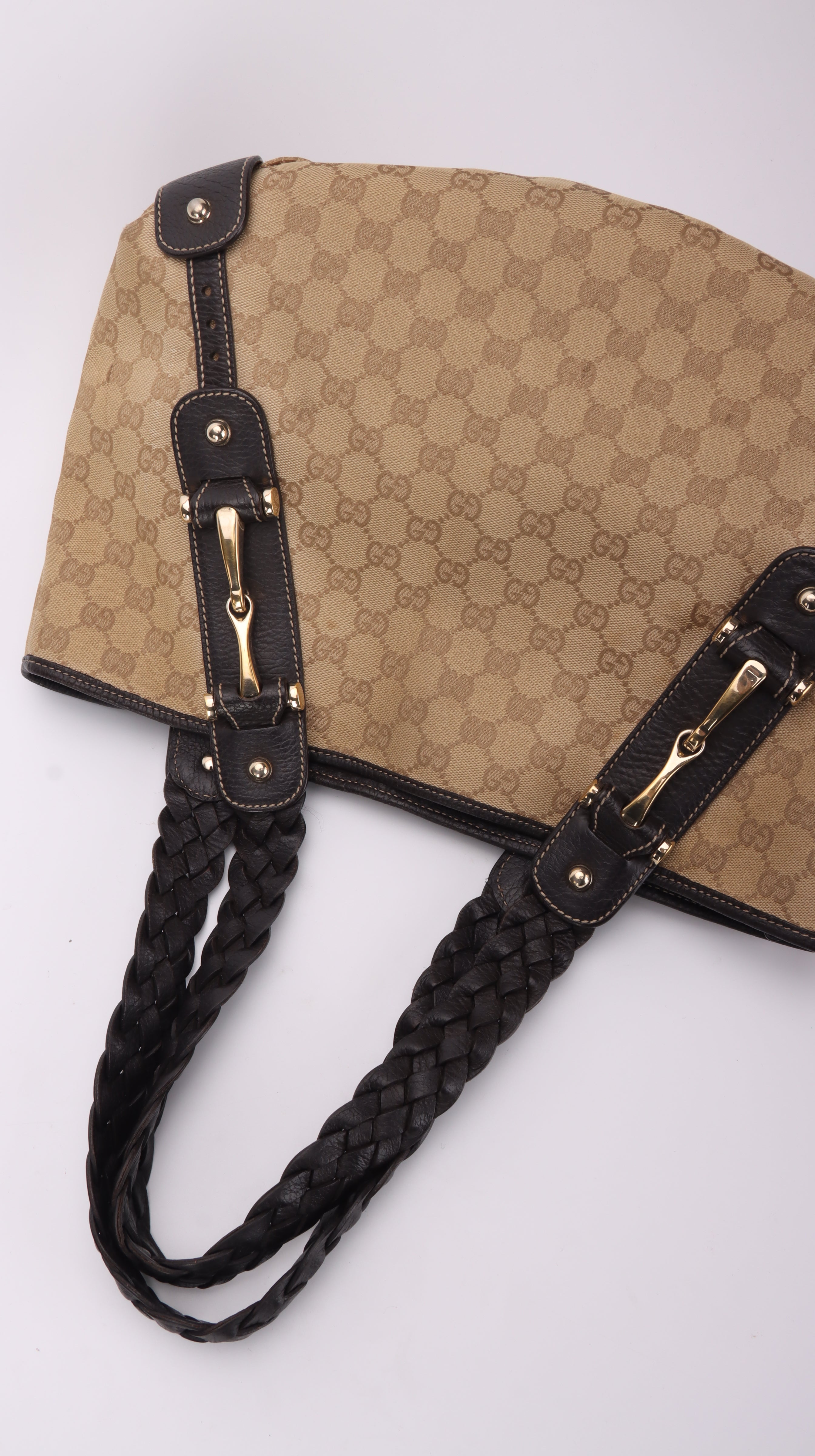 Gucci Pelham Shoulder Bag Beige