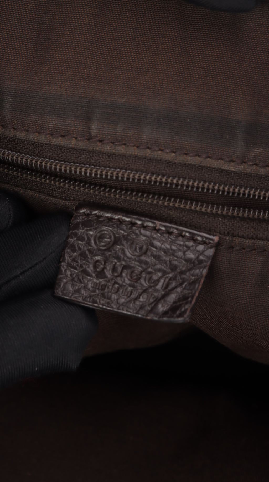 Gucci Pelham Shoulder Bag Beige