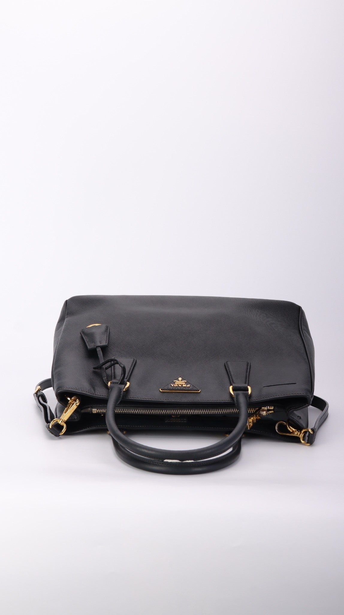 Prada Galleria Saffiano Shoulder Bag - Black