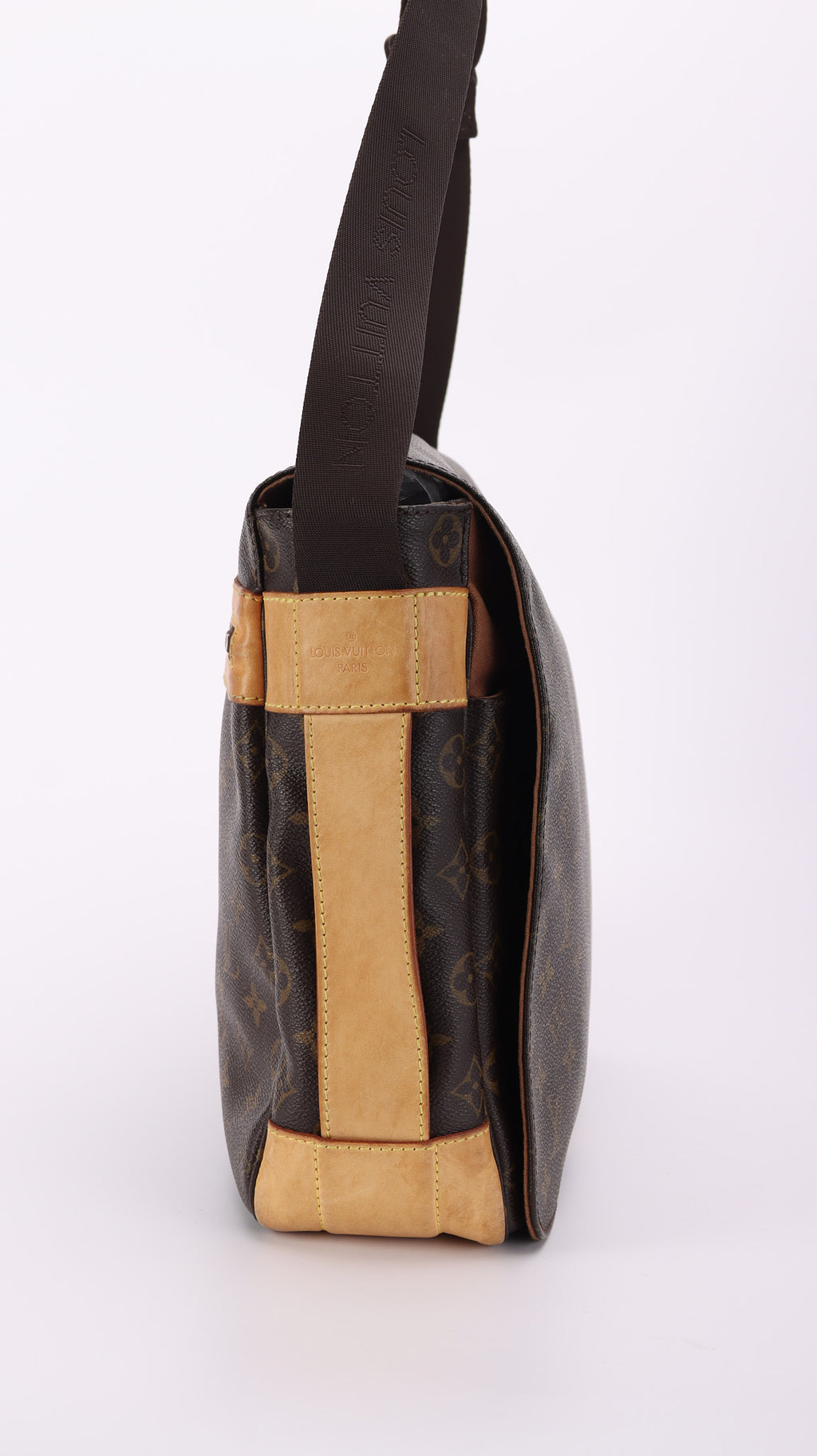 Louis Vuitton Messenger Shoulder Bag - Monogram