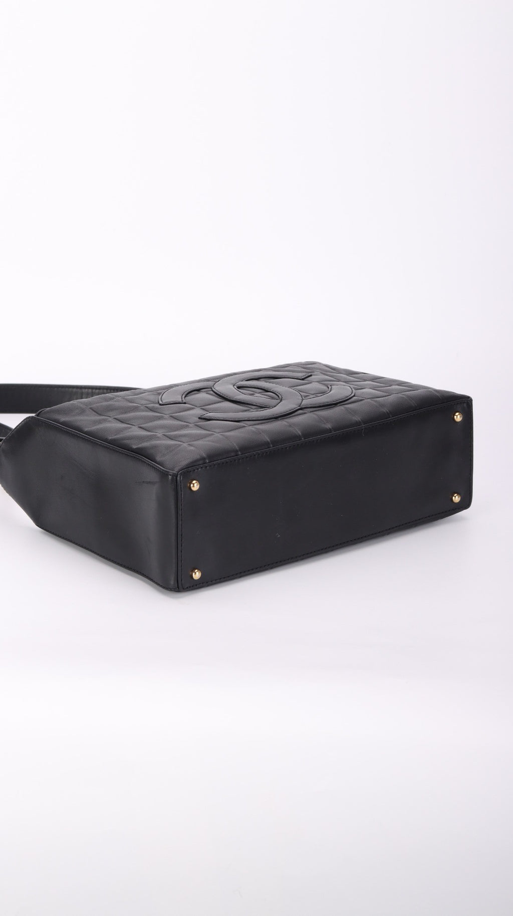 Chanel Cocolate Shoulder Bag - Black