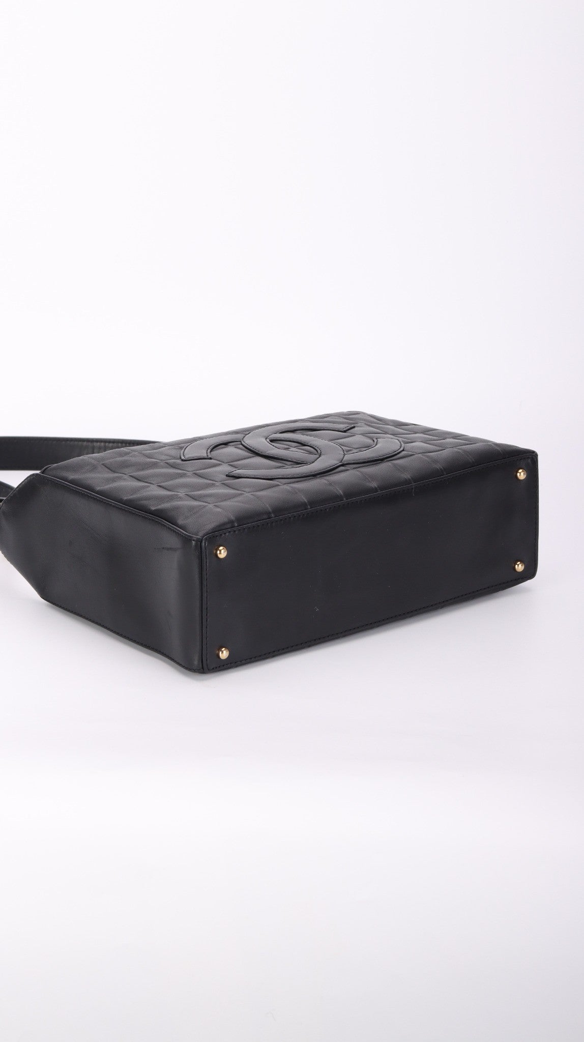 Chanel Cocolate Shoulder Bag - Black