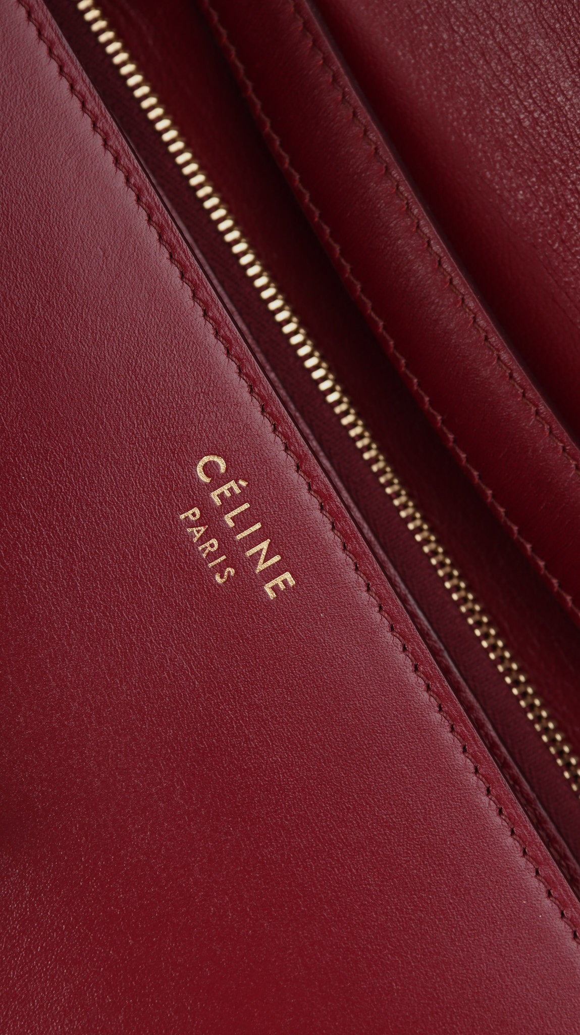 Celine Box Shoulder Bag - Burgundy