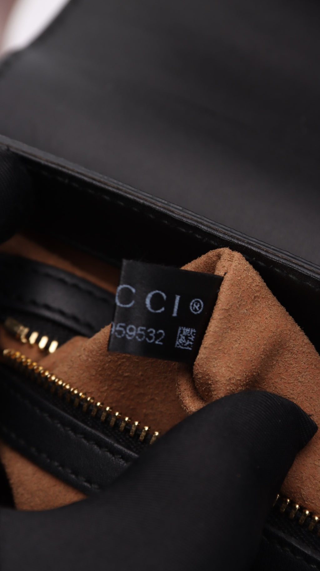 Gucci Padlock Shoulder Bag - Black