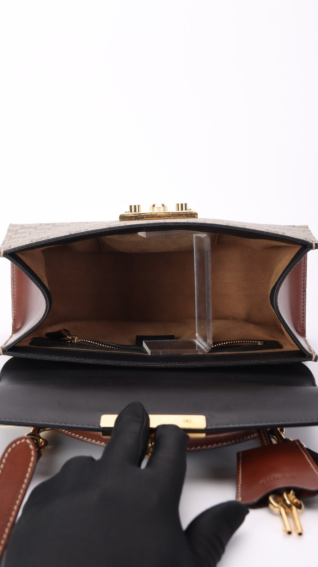 Gucci Padlock Shoulder Bag - Black