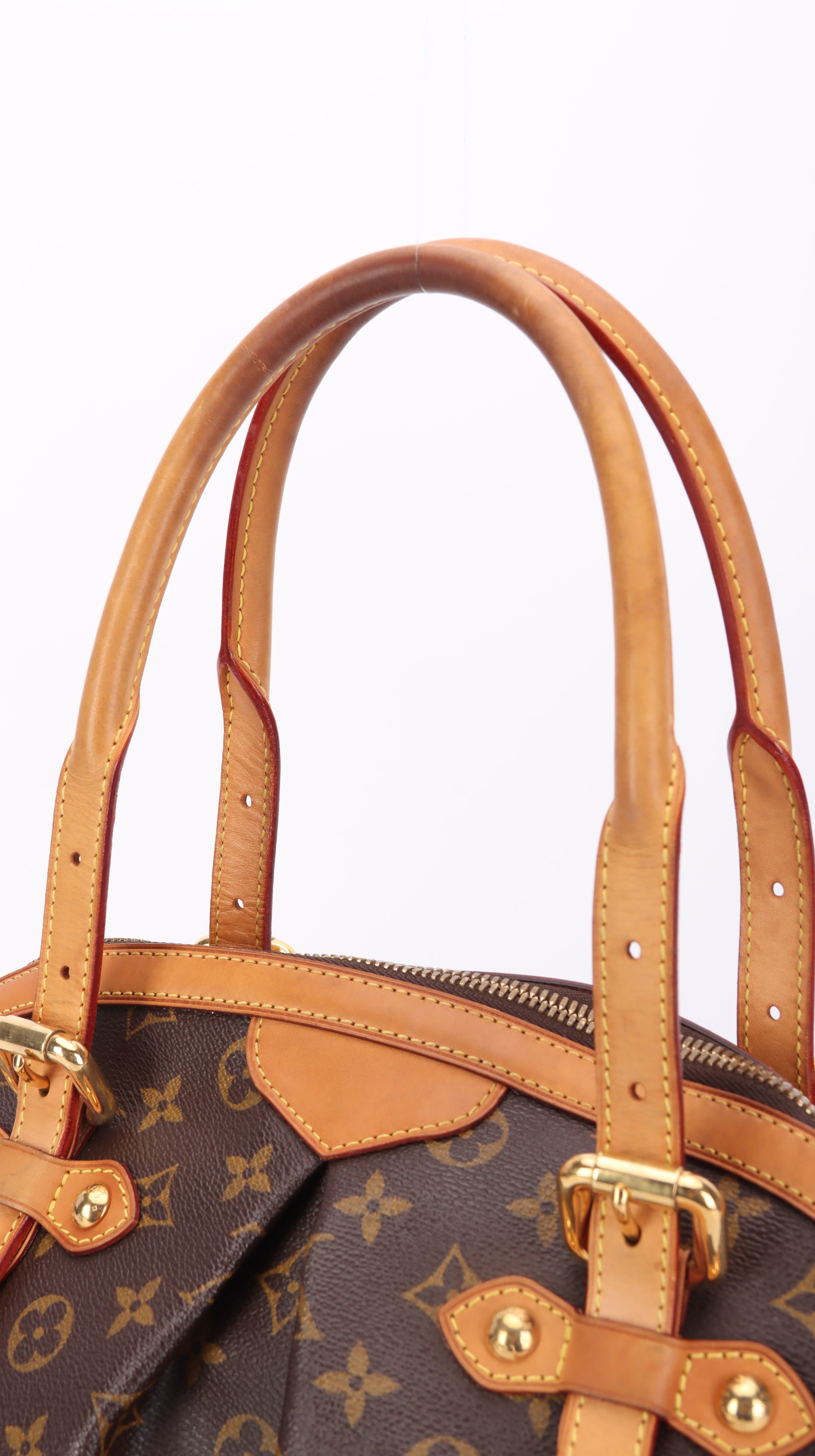 Louis Vuitton Shoulder Bag - Brown