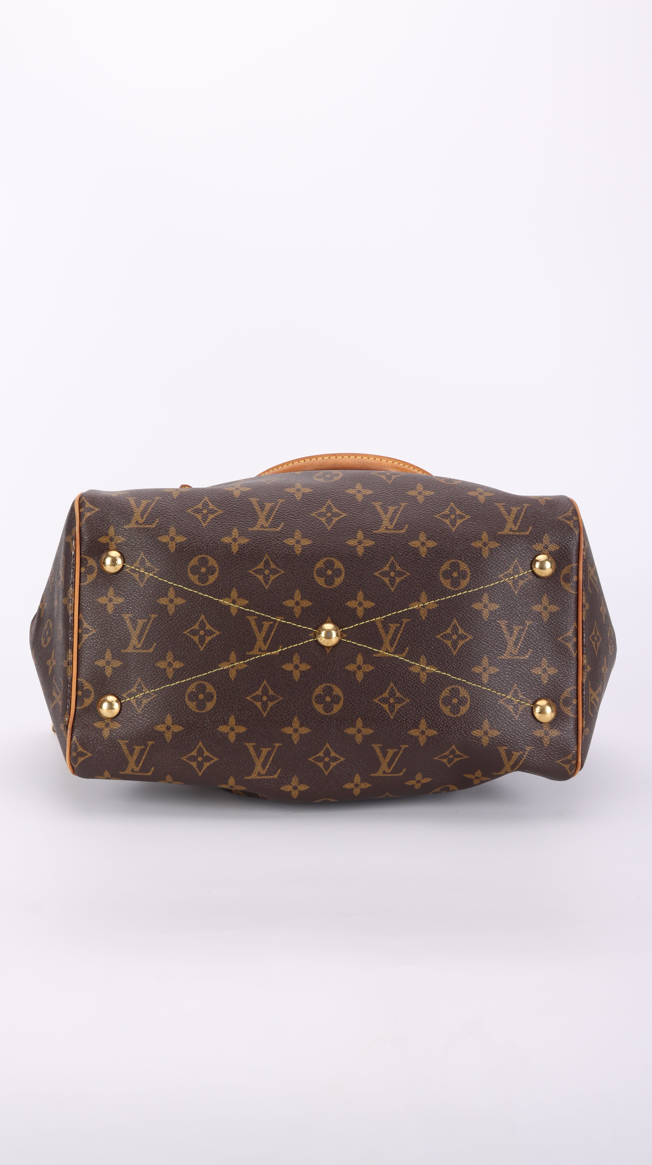 Louis Vuitton Shoulder Bag - Brown