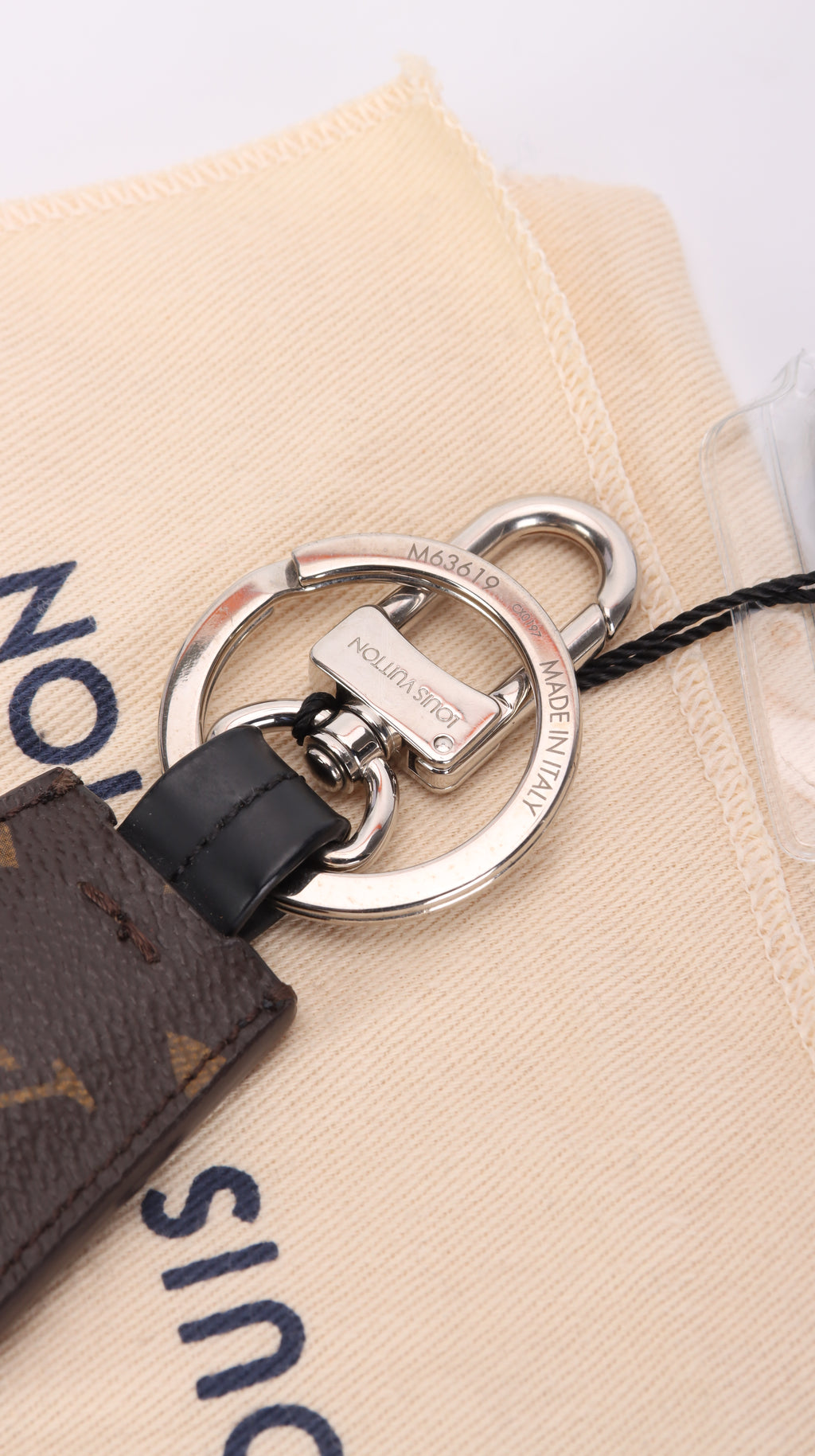 Louis Vuitton Key Ring - Black