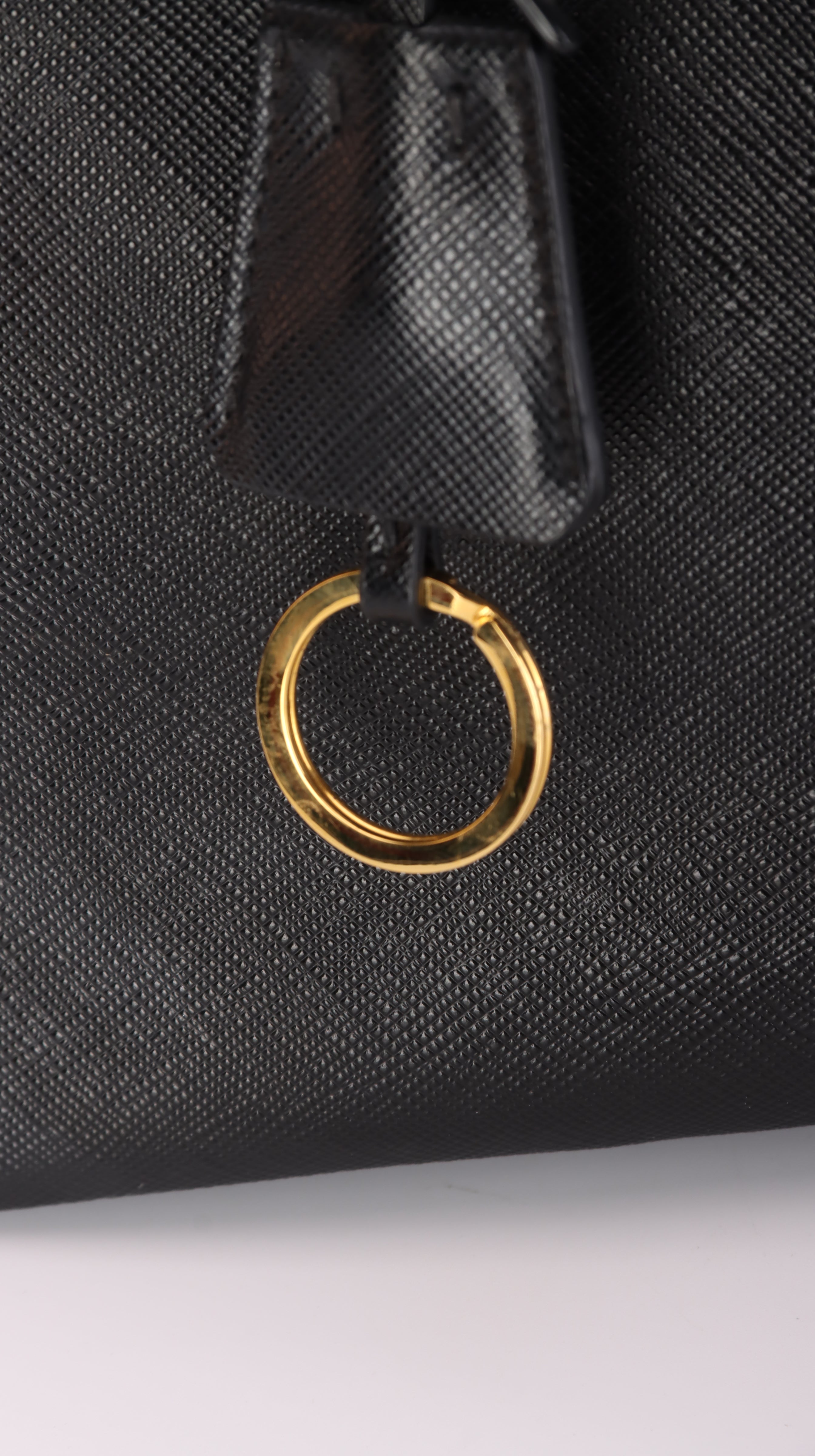 Prada Galleria Saffiano Shoulder Bag - Black