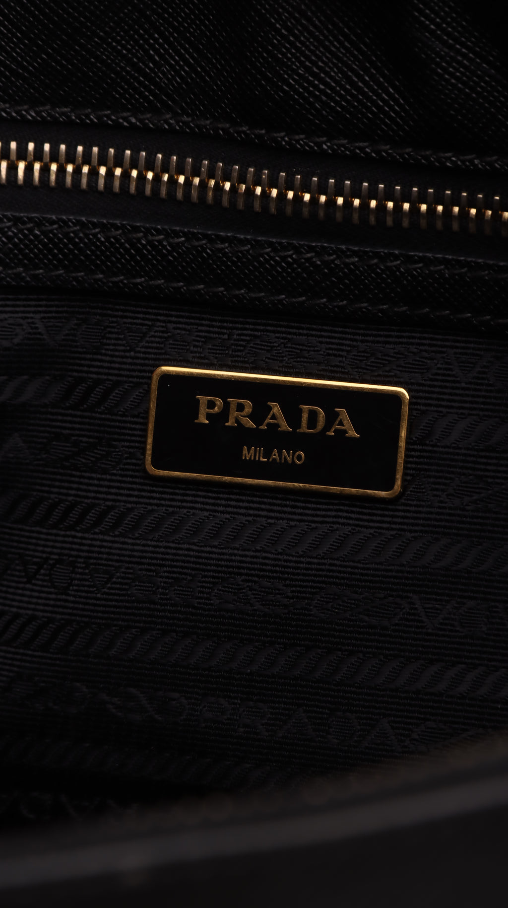 Prada Galleria Saffiano Shoulder Bag - Black