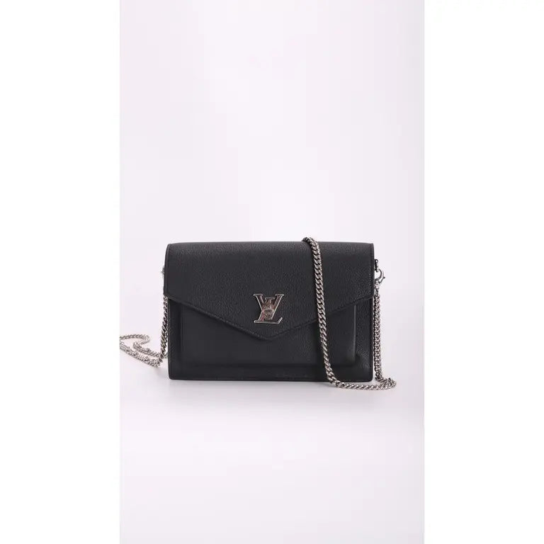 Louis Vuitton (LV) Lockme