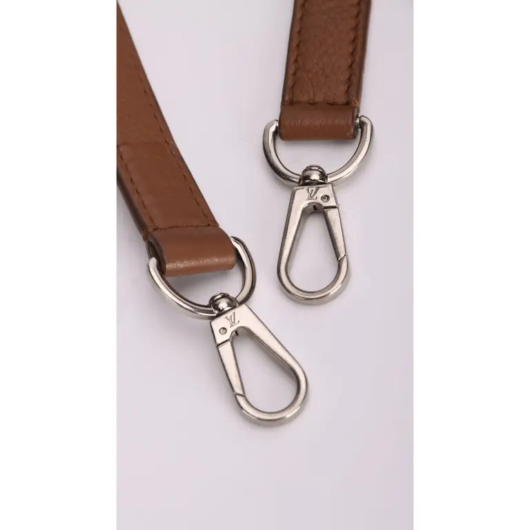 Louis Vuitton (LV) Lockme