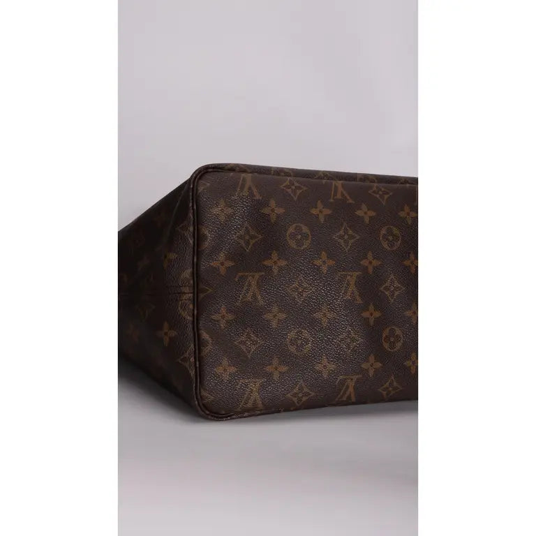 Louis Vuitton (LV) Neverfull