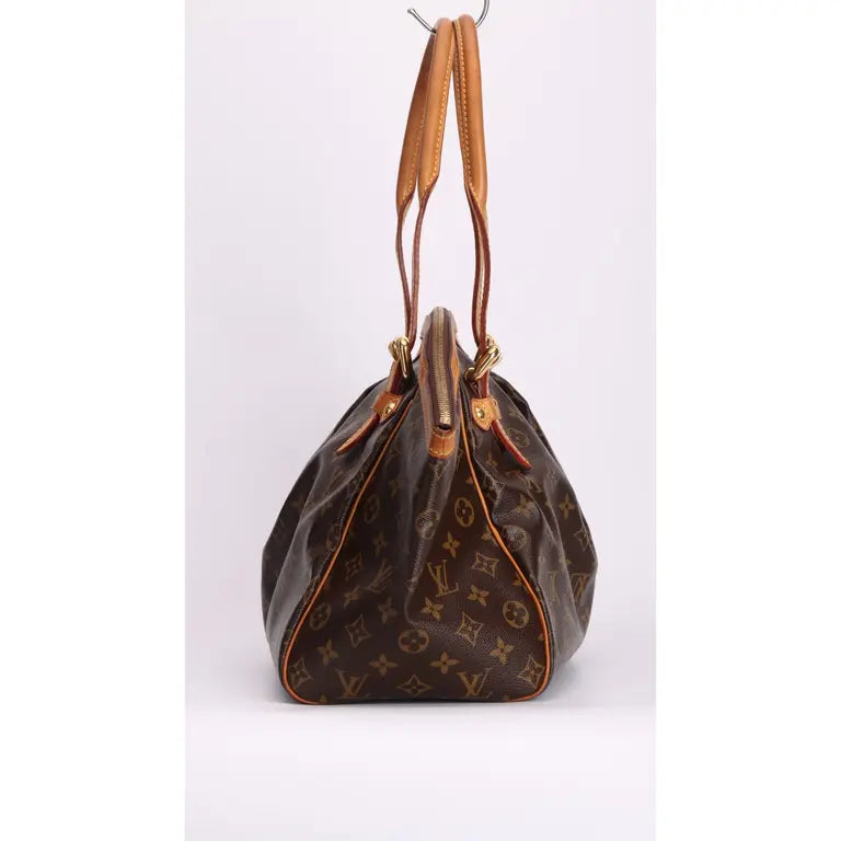 Louis Vuitton (LV) Tivoli