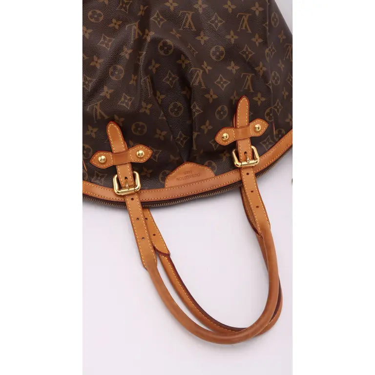 Louis Vuitton (LV) Tivoli