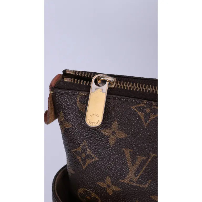 Louis Vuitton (LV) Totally