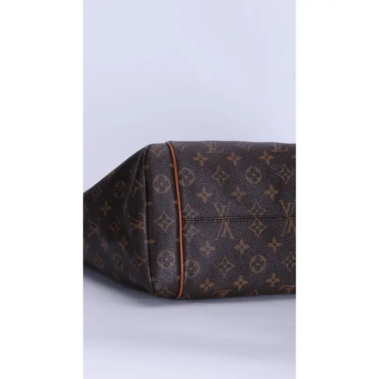 Louis Vuitton (LV) Totally